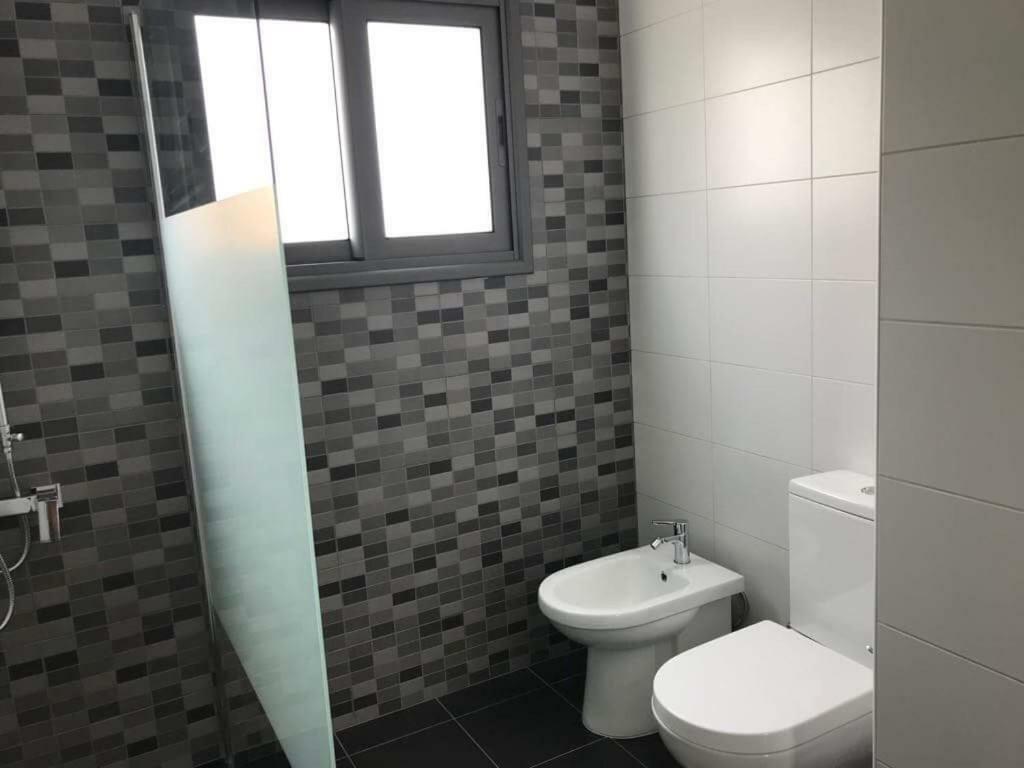 Mare Monte Seaview Boutique Apartment 파포스 외부 사진