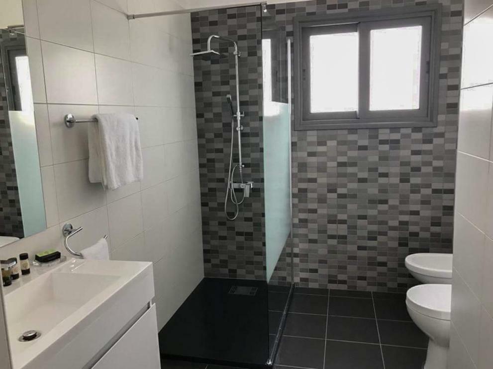 Mare Monte Seaview Boutique Apartment 파포스 외부 사진