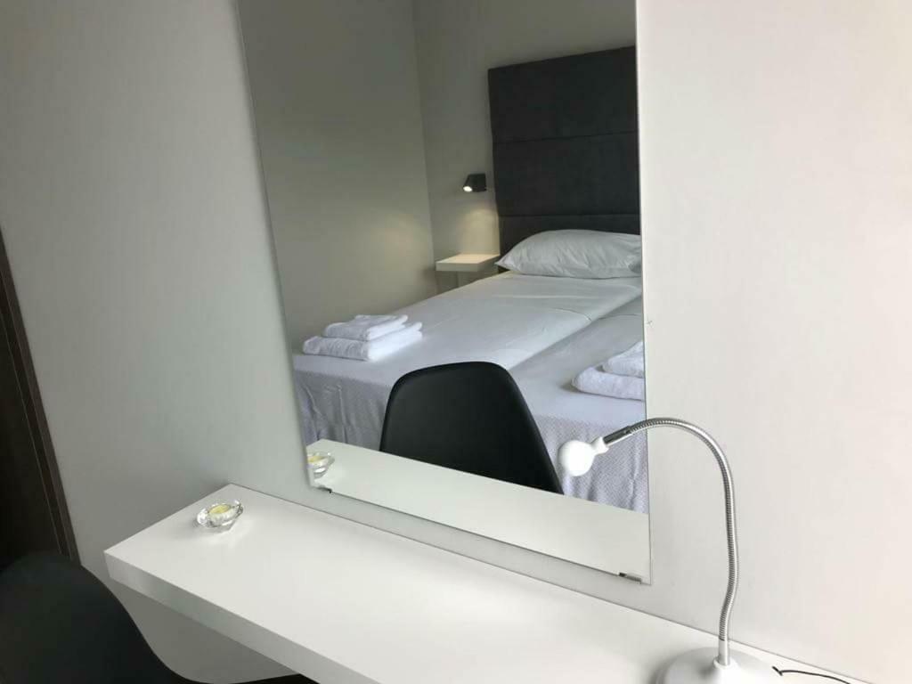 Mare Monte Seaview Boutique Apartment 파포스 외부 사진